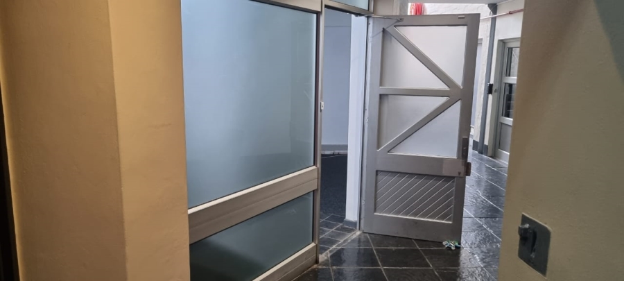 To Let Commercial Property for Rent in Observatory Western Cape